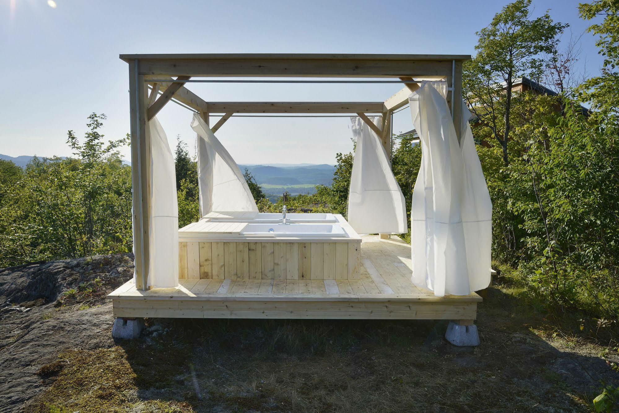 Eco Spa Highland Grenville-Sur-La-Rouge Kültér fotó
